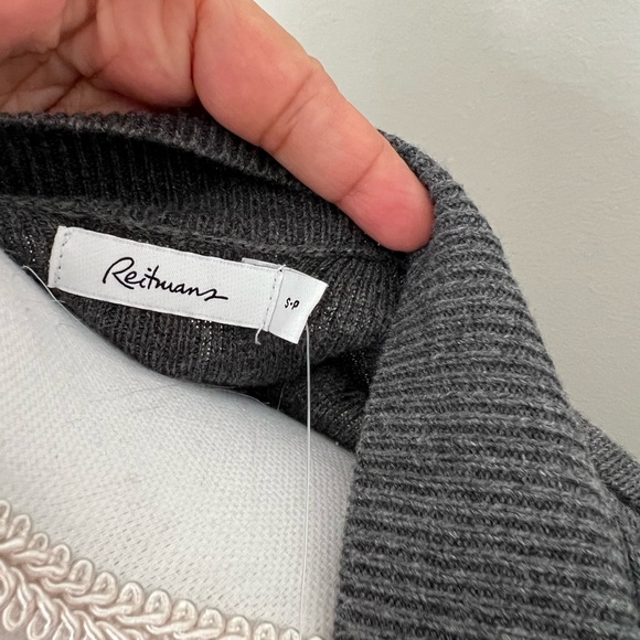 Reitmans sweater vest - Picture 3 of 6